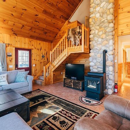 Ski Chalet W-Hot Tub, Only 3 Min To Sunday River Ski Lifts! Bethel Buitenkant foto