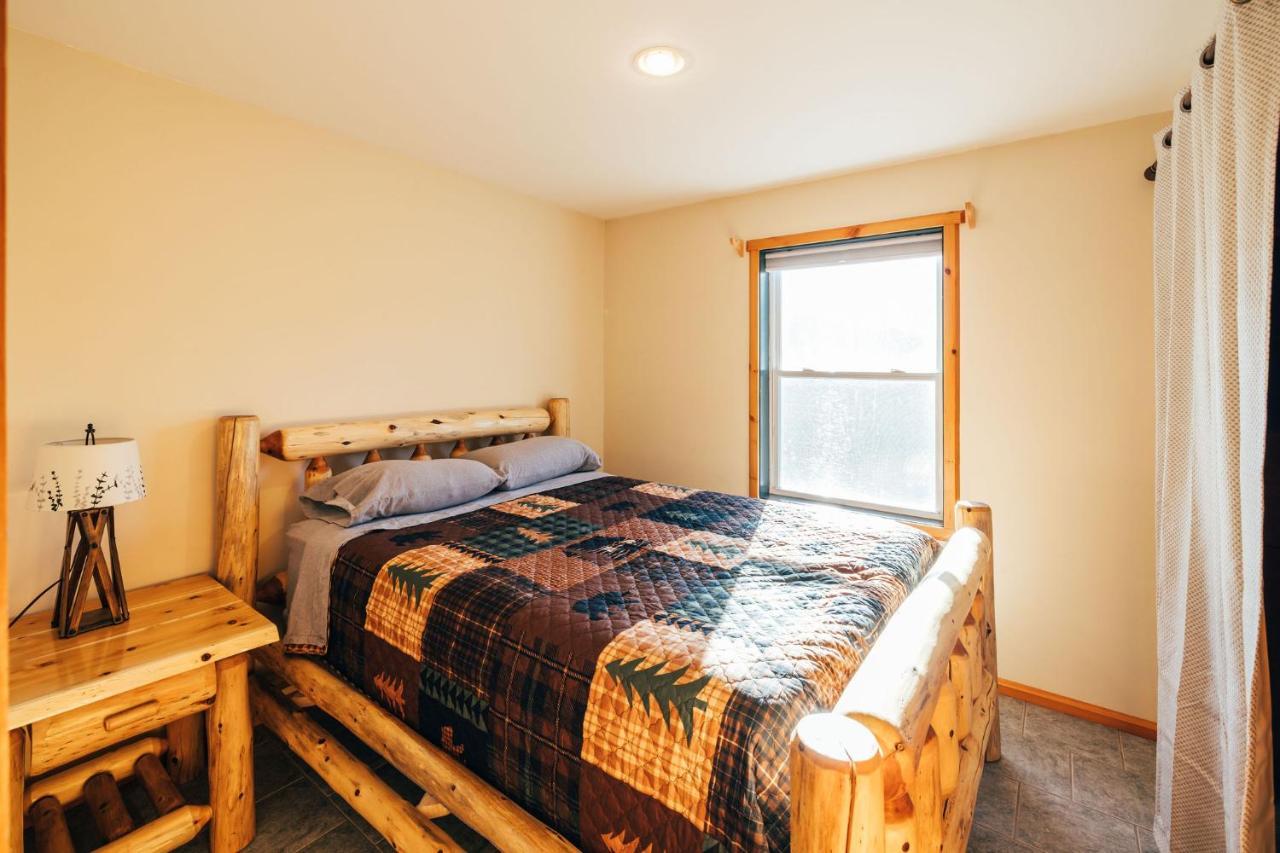 Ski Chalet W-Hot Tub, Only 3 Min To Sunday River Ski Lifts! Bethel Buitenkant foto