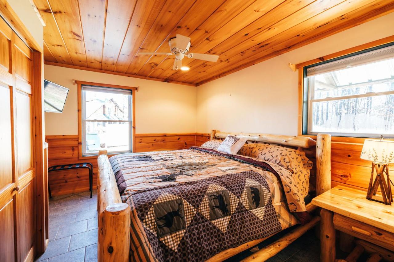 Ski Chalet W-Hot Tub, Only 3 Min To Sunday River Ski Lifts! Bethel Buitenkant foto